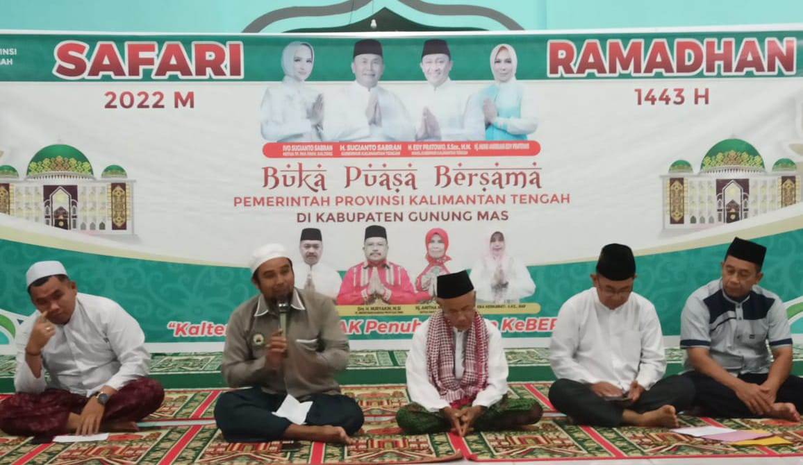 Safari Ramadan di Masjid Nurul Huda Rungan Barat Gumas, Pemprov Kalteng Ajak Masyarakat Tetap Prokes dan Vaksin Booster