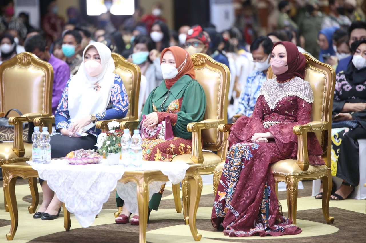 Jagau Kota Palangka Raya dan Bawi Nyai Kab. Kotim Juarai Grand Final Pemilihan Jagau & Bawi Nyai Pariwisata Kalteng Tahun 2022
