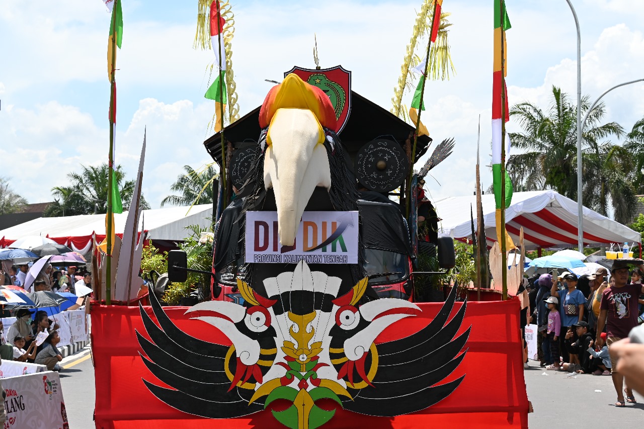Disdik Ikut Serta Meriahkan Festival Budaya Isen Mulang.
