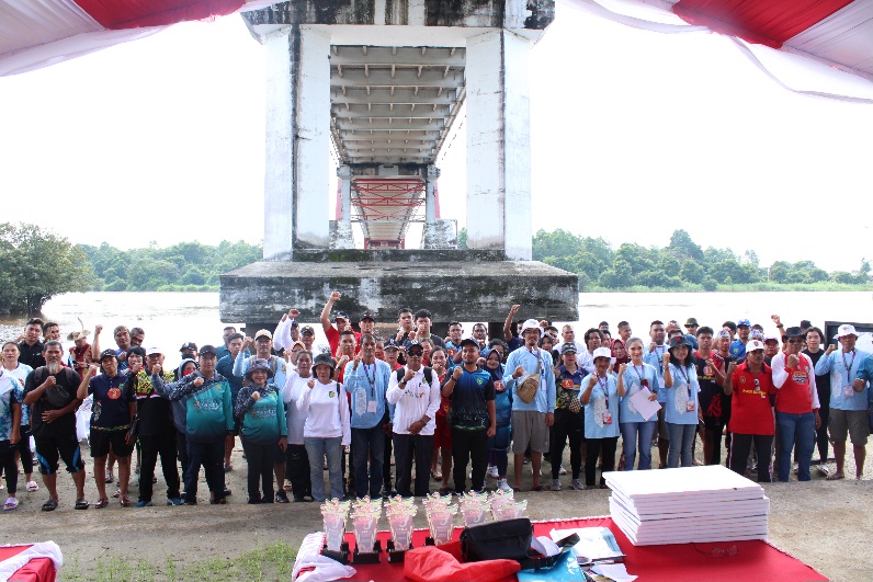 Perlombaan Tradisional Besei Kambe Kembali Semarakkan FBIM Tahun 2024