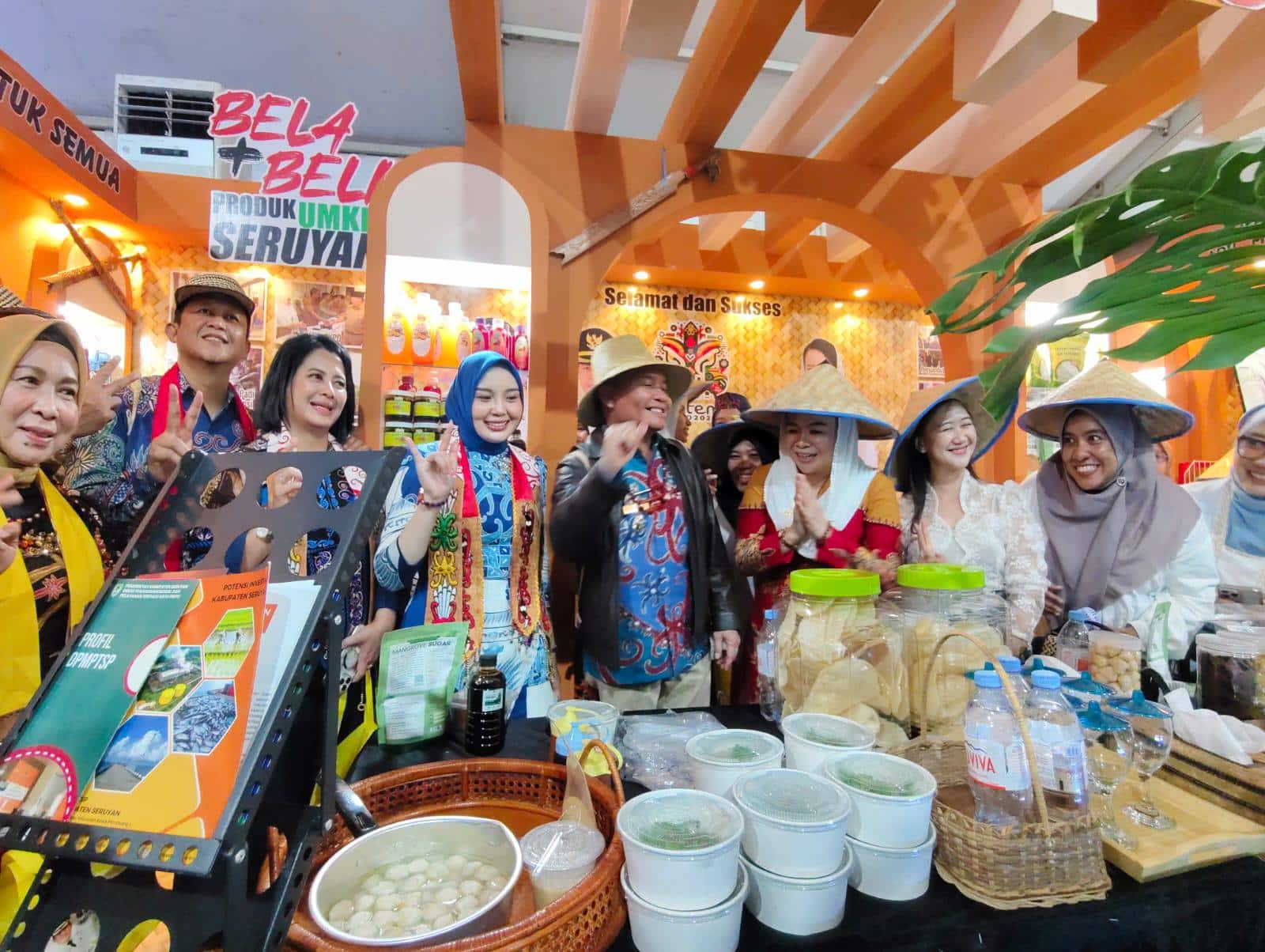 Ketua TP-PKK Kabupaten Seruyan Hadiri Pembukaan Kalteng Expo 2025