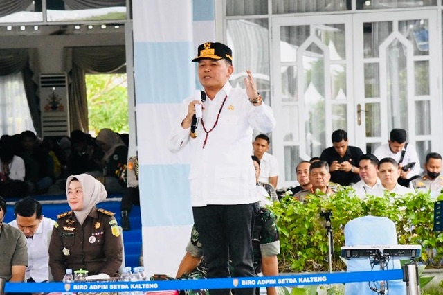 Gubernur Kalteng Resmi Buka Pasar Murah Spesial Hari Jadi ke-69 untuk Mahasiswa