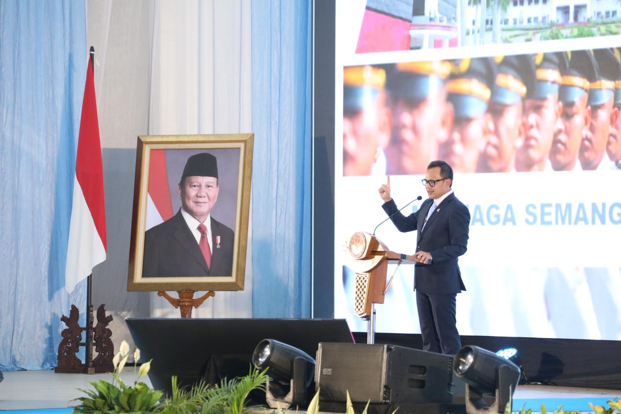 Wamendagri Bima Dorong Lulusan IPDN Persiapkan Diri Menjadi Kepala Daerah Masa Depan