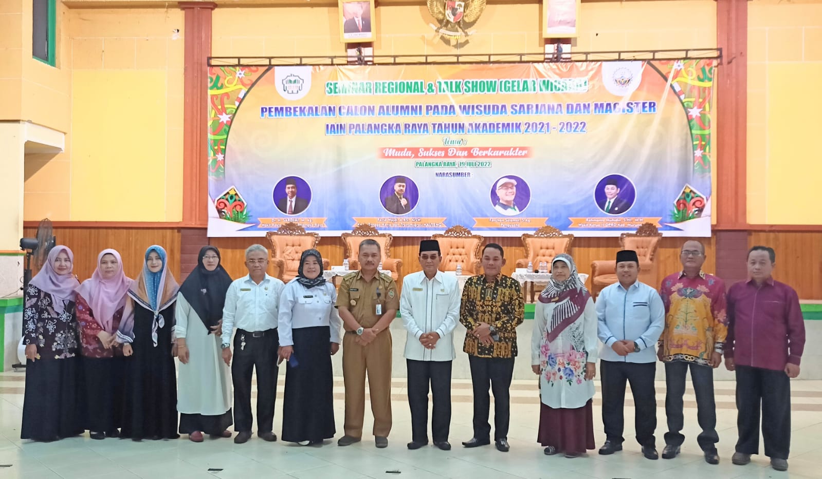 Plt.  Kadisnakertrans Farid Wajdi : Wujudkan Kalteng Makin Berkah Dengan Kompetensi Wisudawan