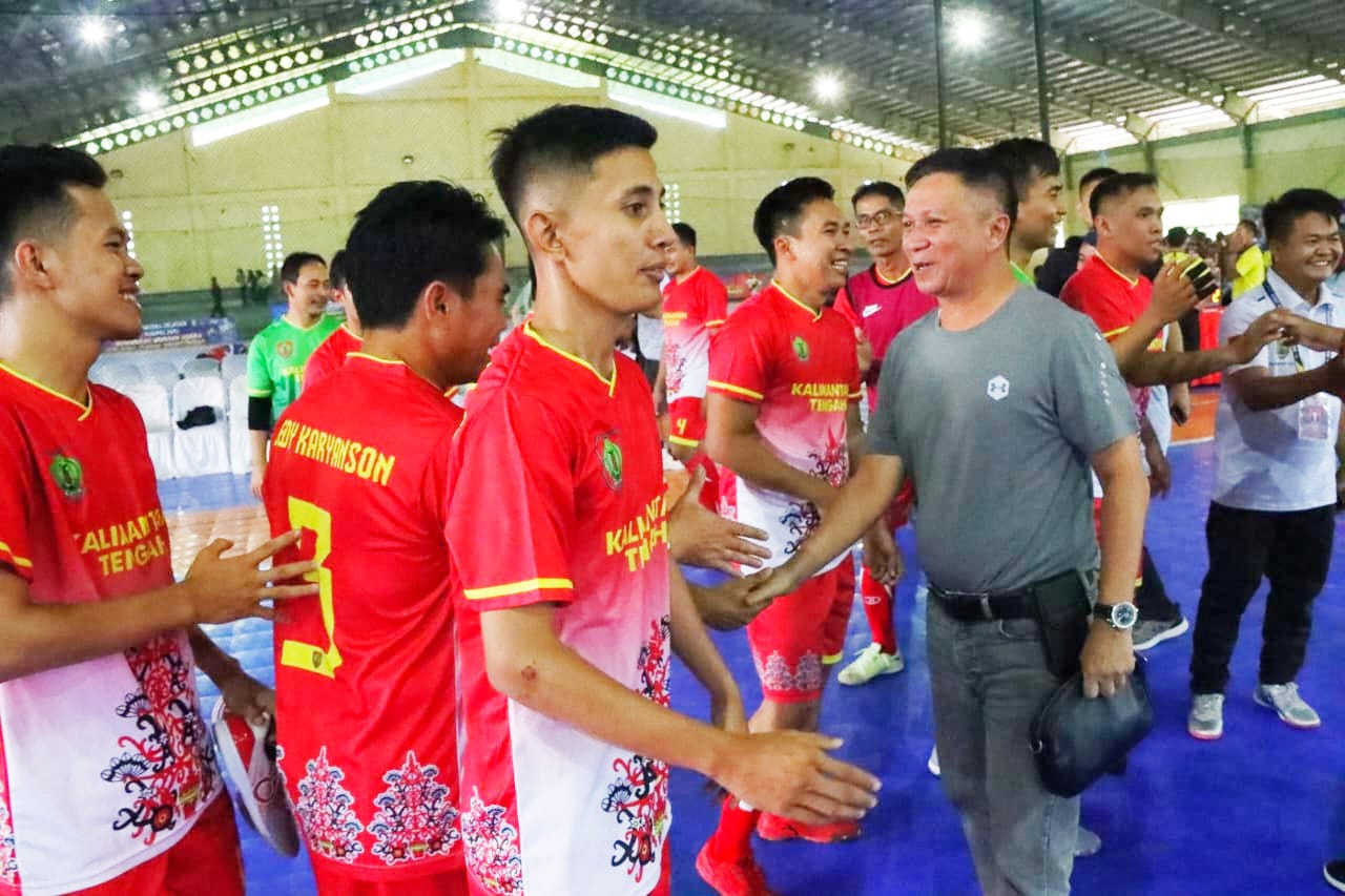 Sahli Gubernur Suhaemi Apresiasi Atlet Futsal Provinsi Kalteng Masuk Semifinal