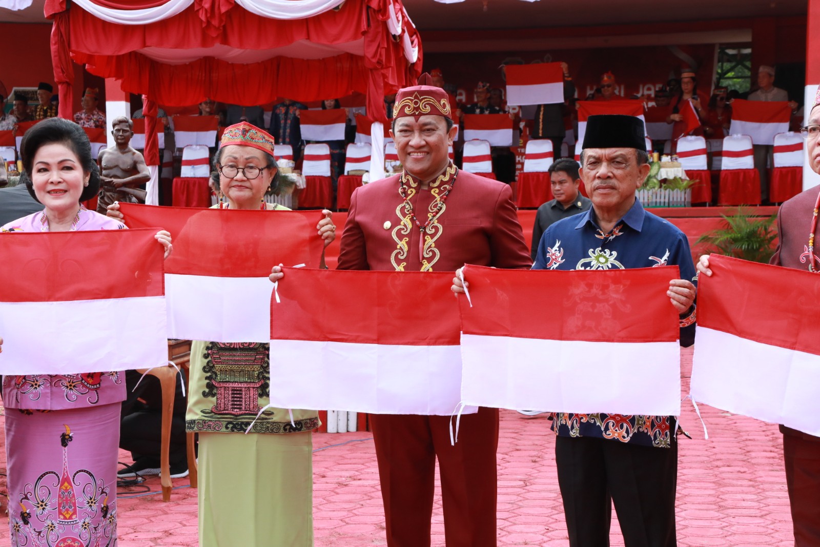Harjad Ke-21 Kabupaten Katingan, Wagub Edy Pratowo Harapkan Pemkab Katingan Fokus Turunkan Stunting Menuju Generasi Emas 2045