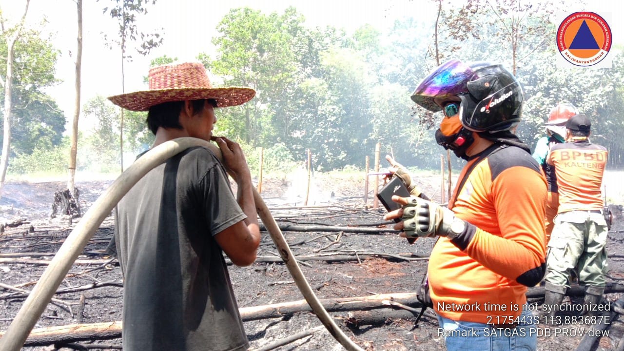 Kebakaran Lahan di Jalan Cilik Riwut Km.5 Belakang Gedung Olahraga (GOR)