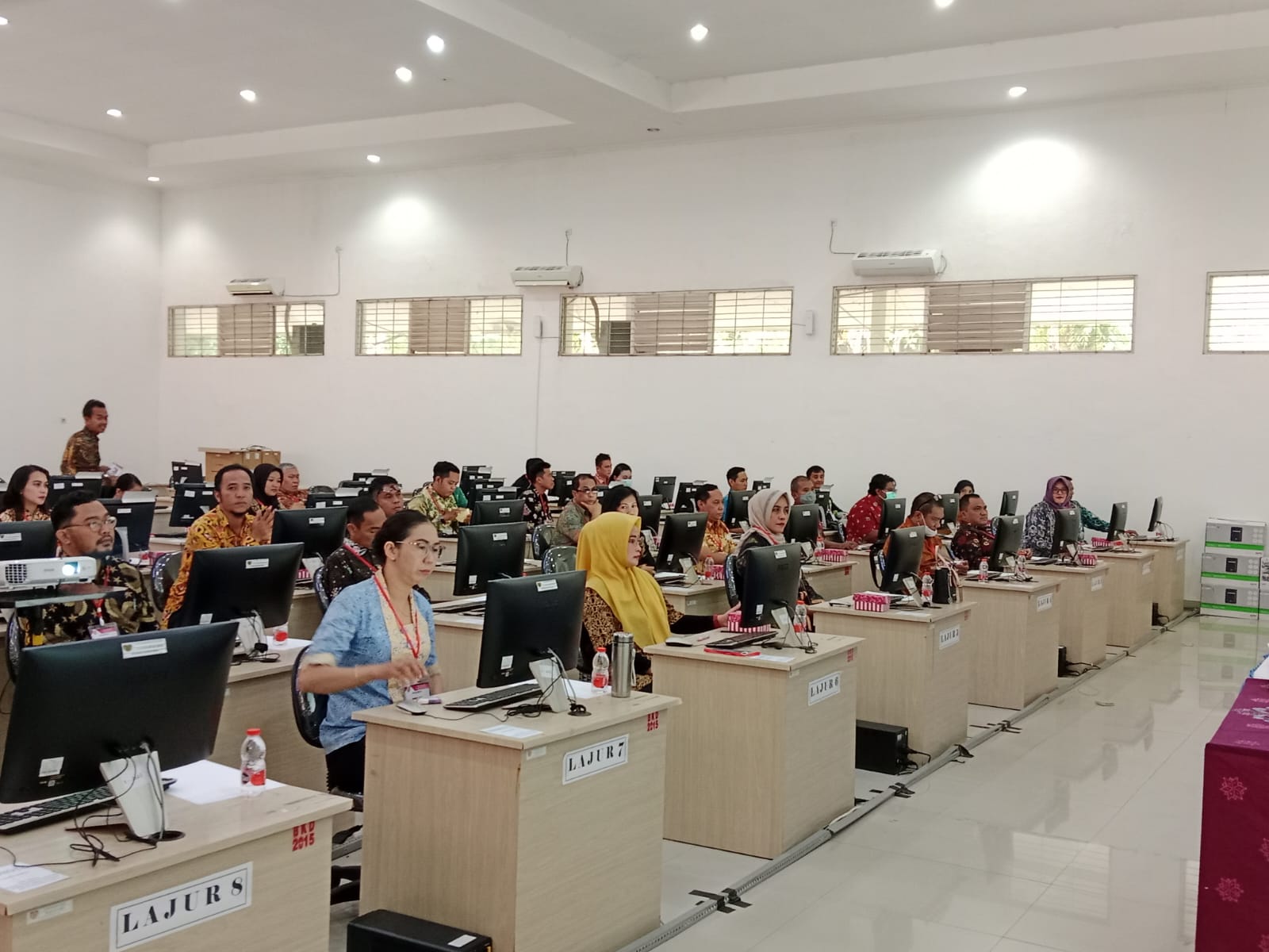 43 Orang Calon Anggota KI Provinsi Kalteng Periode 2024-2027 Ikuti Tes Potensi Berbasis CAT