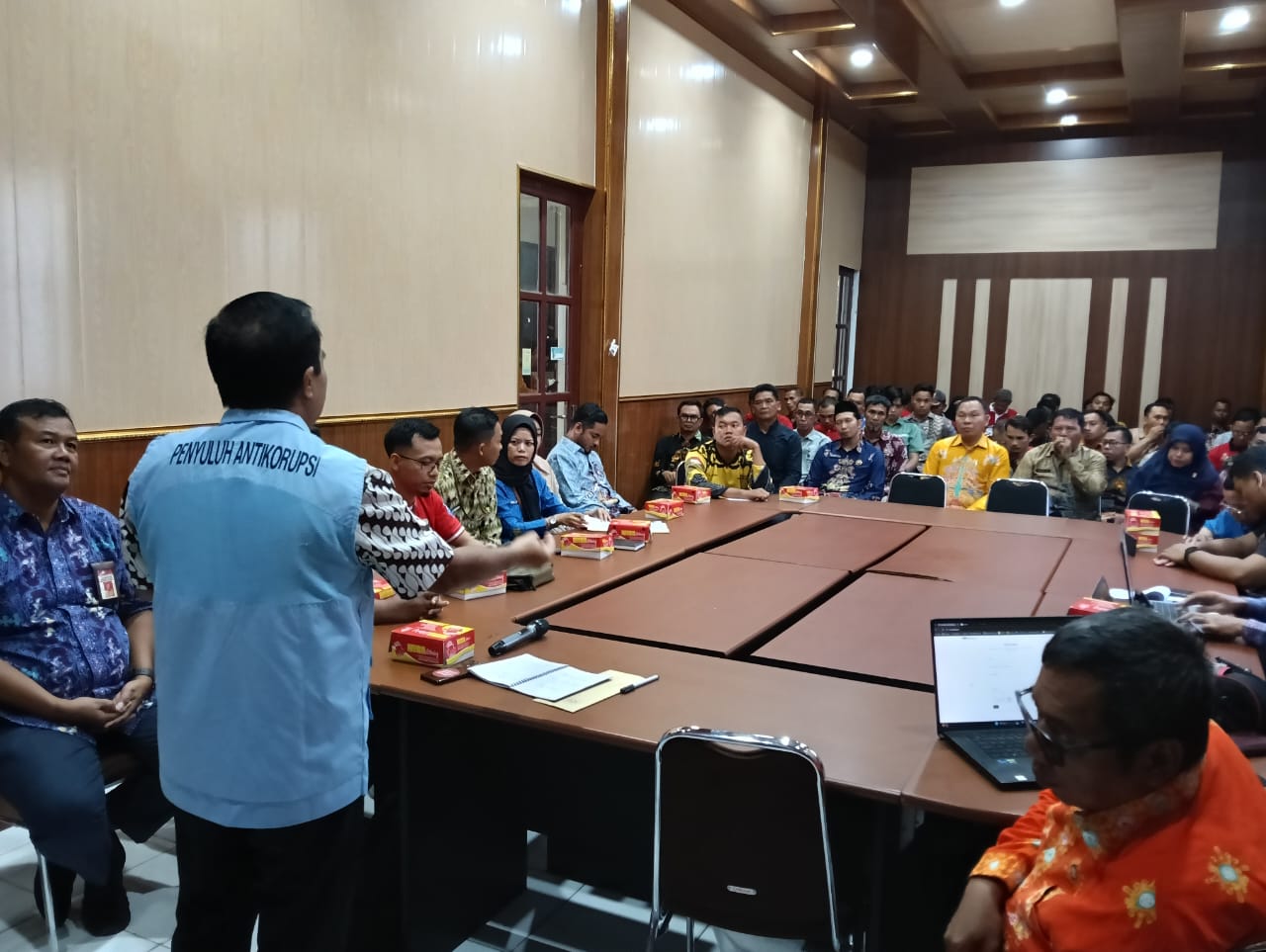 Dorong Terwujudnya Tata Kelola Pemerintahan Desa yang Akuntabel, Inspektorat Daerah Prov. Kalteng Sosialisasikan Percontohan Desa Anti Korupsi di Kabupaten Seruyan