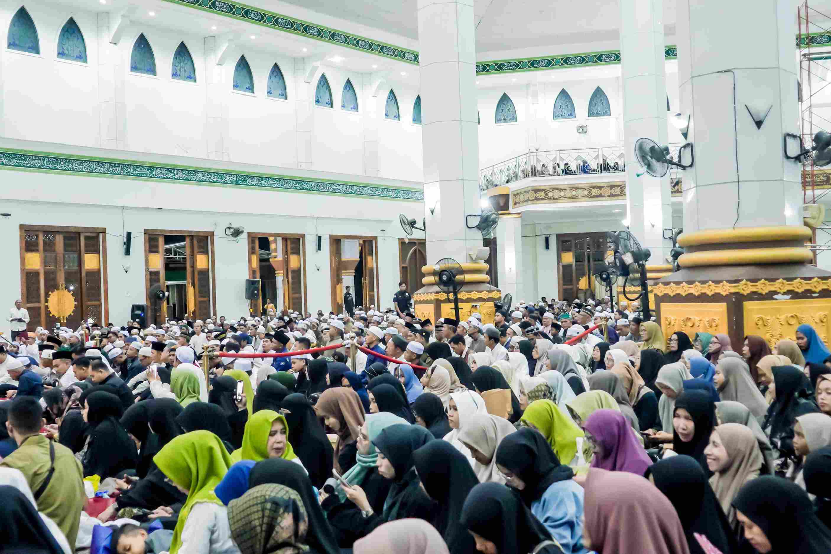 Tabligh Akbar Maulid Nabi, Gubernur Kalteng Agustiar Sabran Ajak Umat Islam Teladani Rasulullah
