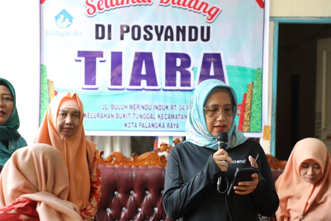 Kadis TPHP Prov. Kalteng Kunjungi Posyandu Tiara Dalam Rangka Program Upaya Percepatan Penurunan Stunting