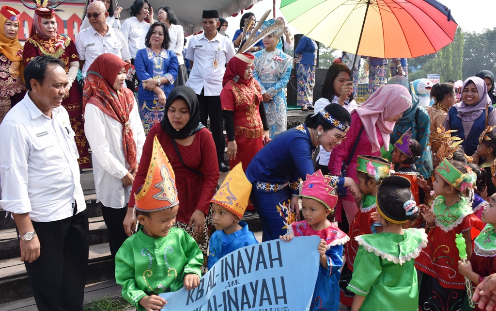 2.867 Anak PAUD Ikuti Pawai Budaya