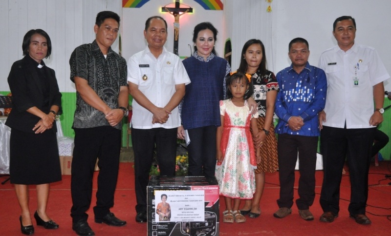 Bupati Ajak Para Kepala SOPD Melayani Dengan Hati