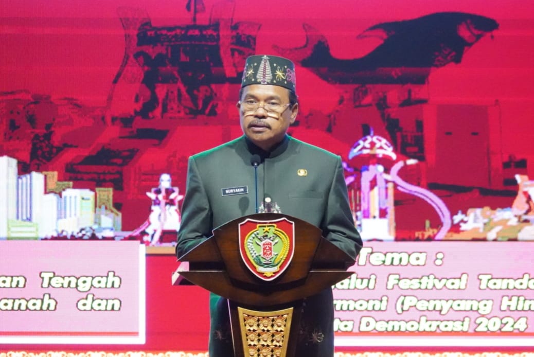 Sekda Nuryakin Buka Festival Tandak Intan Kaharingan Tingkat Pusat Ke-XI