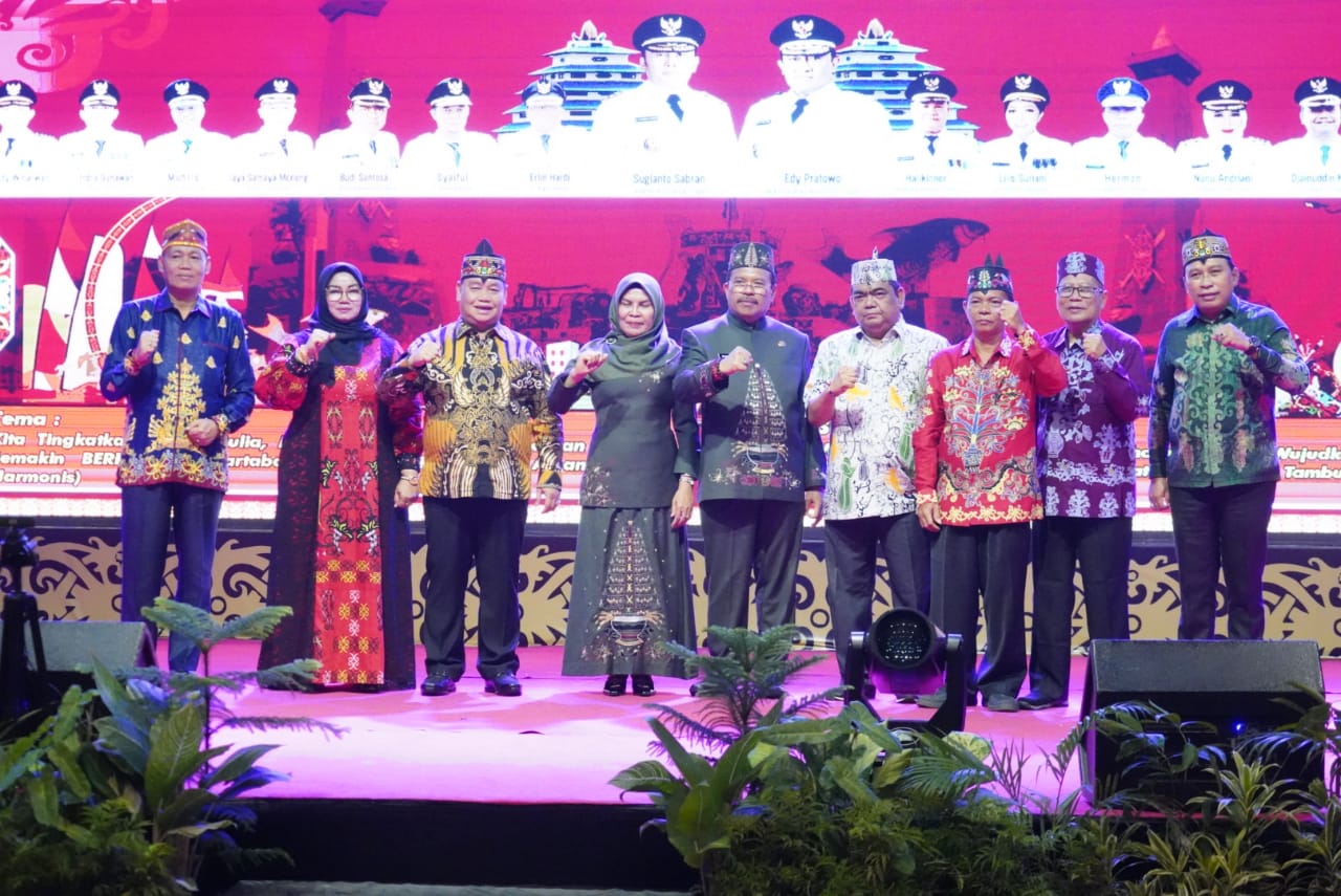 Sekda Nuryakin Buka Festival Tandak Intan Kaharingan Tingkat Pusat Ke-XI
