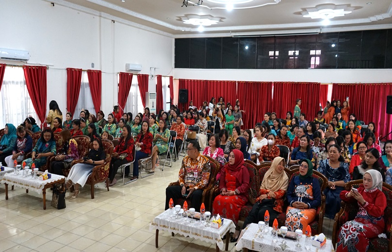 Perayaan Natal DWP Barito Selatan 2024, Pentingnya Tingkatkan SDM Berkualitas