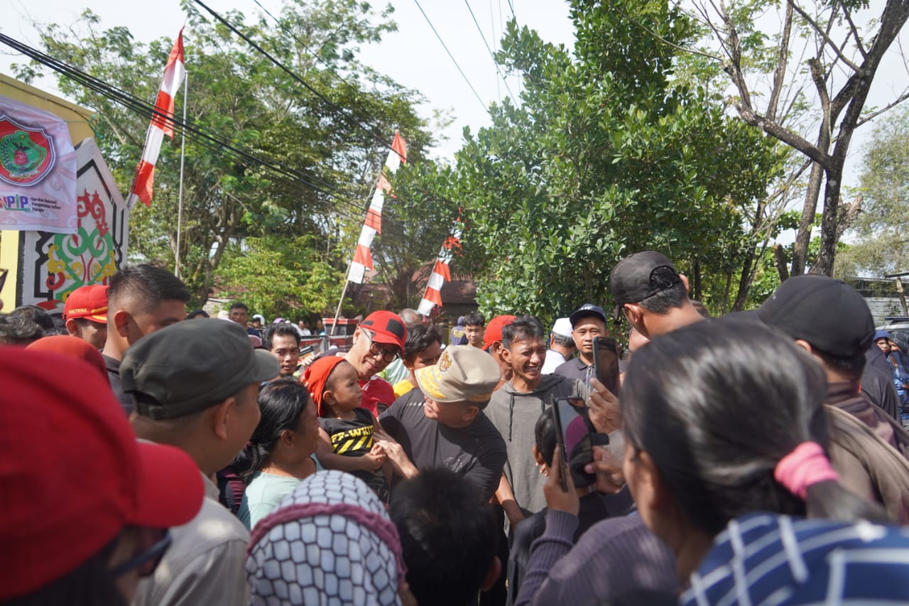 Gubernur Sugianto Sabran Sambangi Pasar Penyeimbang di Empat Kecamatan Kotim