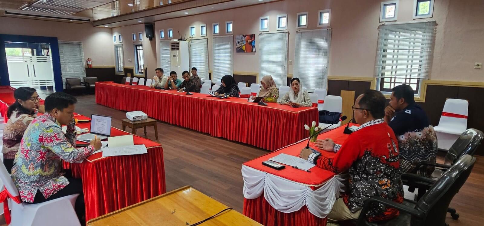 Sinergiskan Program Bagi Pelaku Usaha Perikanan Kalteng, Dislutkan Terima Kunjungan DPRD Kabupaten Kotawaringin Barat