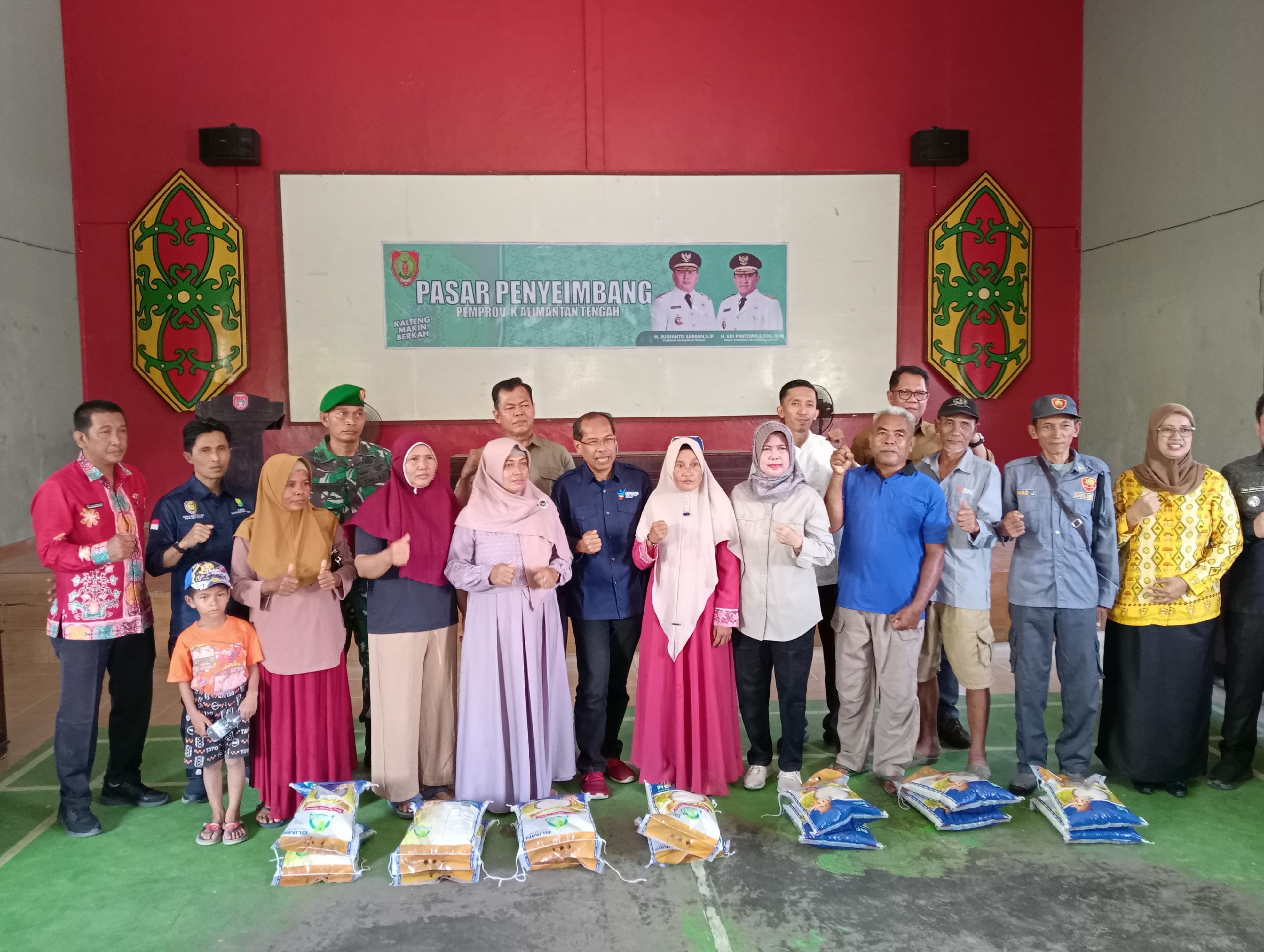 Pemprov Kalteng Gelar Pasar Murah Berbagi Berkah di Tiga Kecamatan Kabupaten Kotawaringin Barat