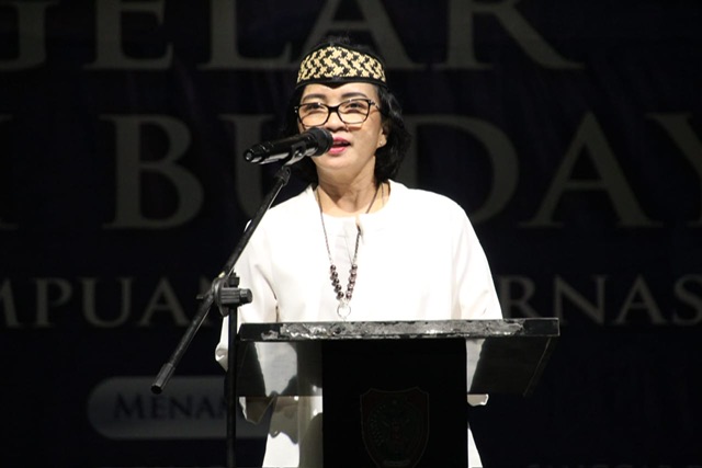 Sahli Gubernur Yuas Elko Buka Gelar Seni Budaya Peringatan Hari Ibu Internasional Bertema  “Hak, Kesetaraan, Pemberdayaan”