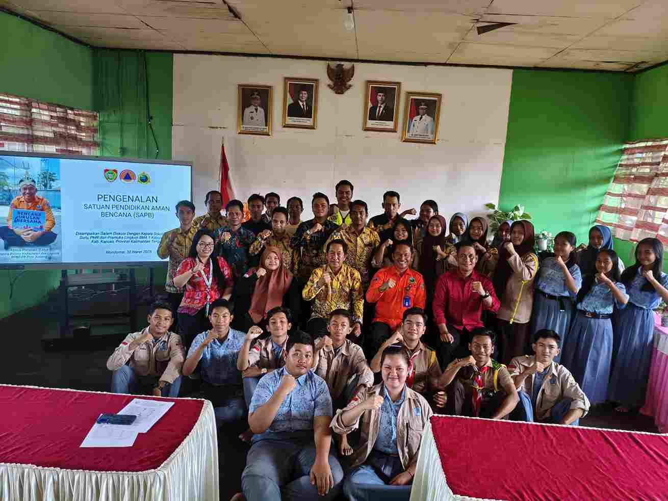 BPBD Prov. Kalteng Gelar Sosialisasi SPAB di SMAN 2 Kuala Kapuas dan SMAN 1 Kapuas Barat