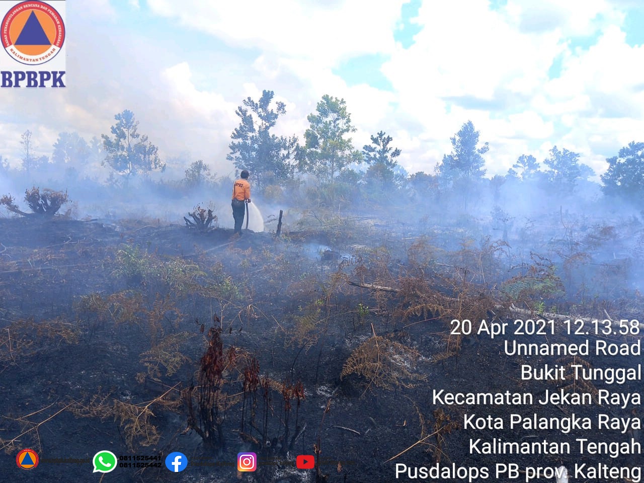 Tim Gabungan Lakukan Pemadaman Lahan di Area Lingkar Luar