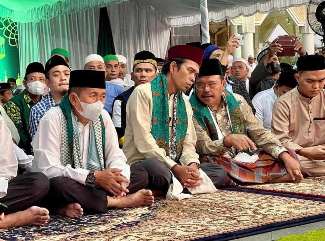 UAS Bagaikan Magnet di Acara Murung Raya Bersyukur, Melengkapi Perjalanan Safari Ramadhan Pemerintah Provinsi Kalimantan Tengah 