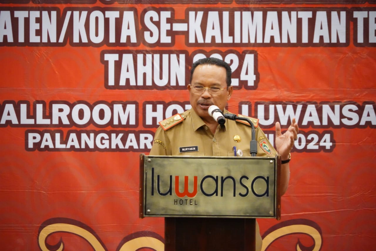 Sekda Nuryakin Buka Rakor Pengawasan Capaian Standar Pelayanan Minimal (SPM) Kabupaten/Kota se-Kalteng Tahun 2024
