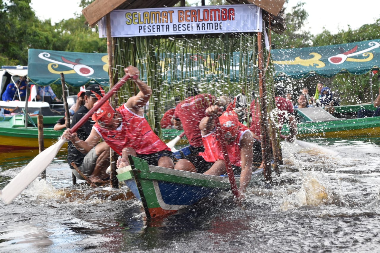 Lomba Besei Kambe Sukses Pukau Ribuan Masyarakat 