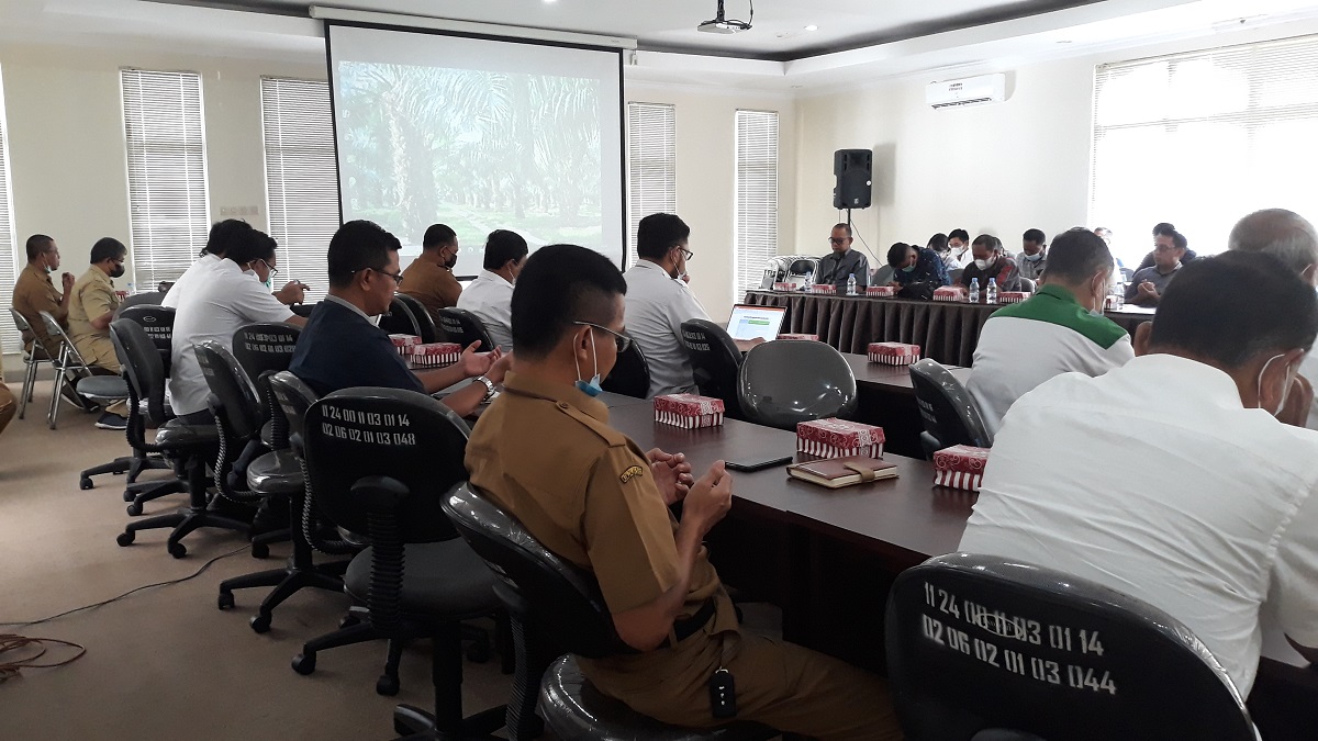 Disbun Prov. Kalteng Fasilitasi Pertemuan Tim Gugus Tugas Monitoring Harga TBS