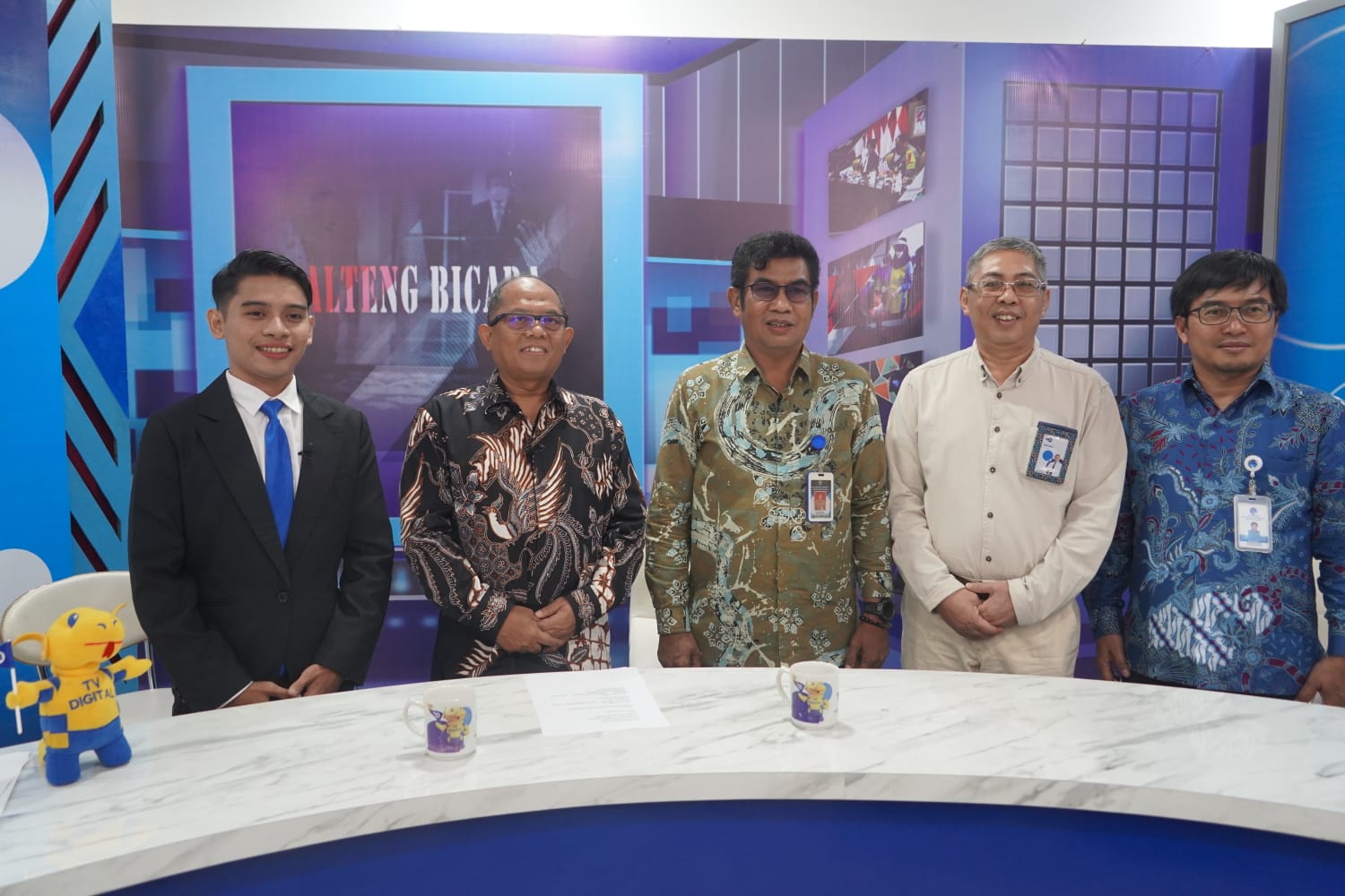Kepala BPSDM Kominfo RI Hary Budiarto Bersama Kepala Diskominfosantik Kalteng Agus Siswadi Bahas Program Digital Talent Scholarship 2024
