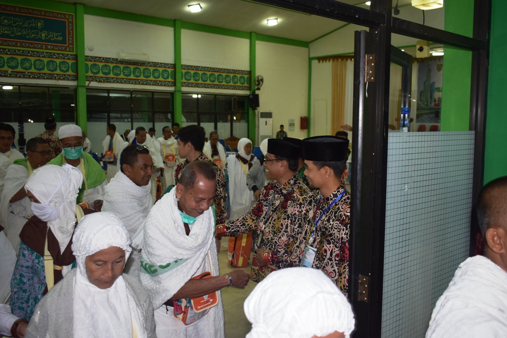 Jamaah Calon Haji Kabupaten Kapuas Berangkat Menuju Tanah Suci