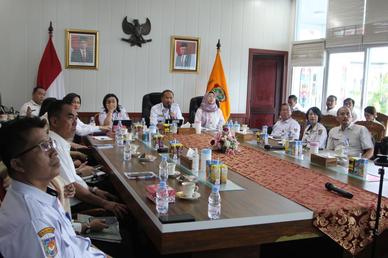 Inspektur Daerah Saring Pimpin kegiatan Penyampaian /Ekspose Pembangunan Zona Integritas Menuju WBK dan WBBM di Instansi Pemprov Kalteng Tahun 2024