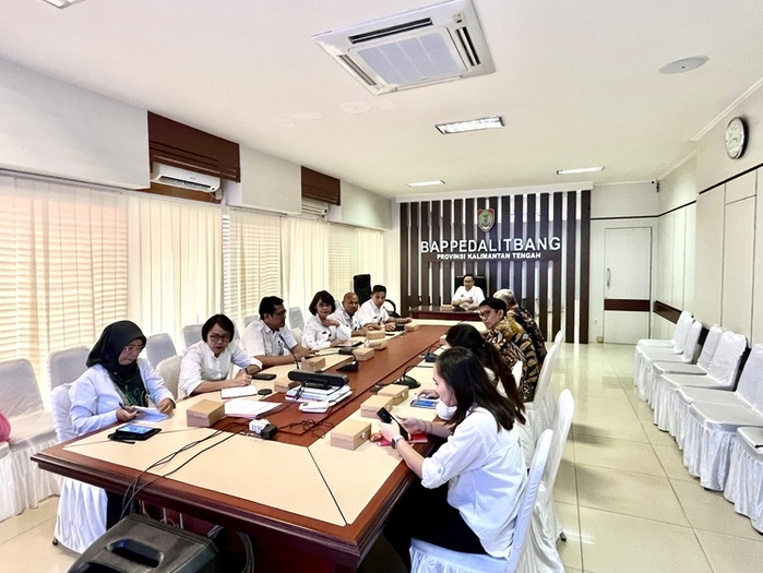 Bappedalitbang Prov. Kalteng Laksanakan Pertemuan Persiapan Perencanaan Blueprint Tata Wilayah Kalteng 2025-2045 bersama Tim UPR