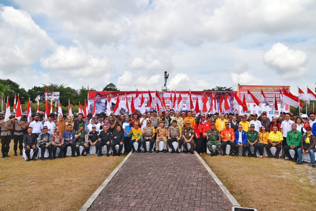 Gubernur Kalimantan Tengah Hadiri Apel Gelar Pasukan â€œOperasi Mantap Brata Telabang 2018â€