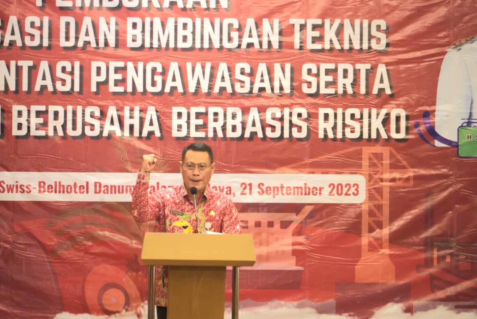 Sahli Suhaemi Buka Sosialisasi dan Bimtek Implementasi Pengawasan serta Perizinan Berusaha Berbasis Risiko Tahun 2023