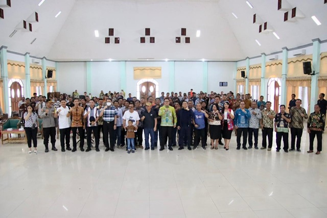 Gubernur Sugianto Sabran  Ingatkan Peran Strategis Kades dan Lurah di Gumas Ciptakan Kondusifitas Pilkada Serentak 2024.
