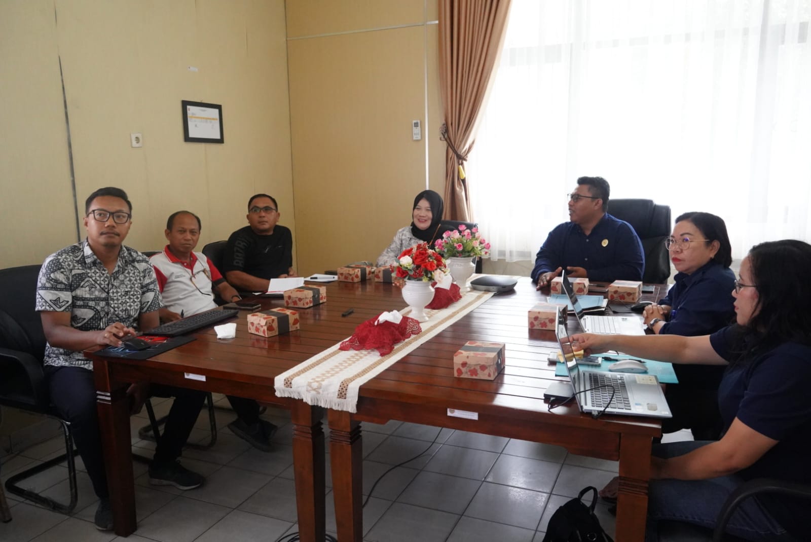 Mantapkan Komitmen Keterbukaan Informasi, Kesbangpol Prov. Kalteng Hadapi Penilaian Monev oleh KI Kalteng