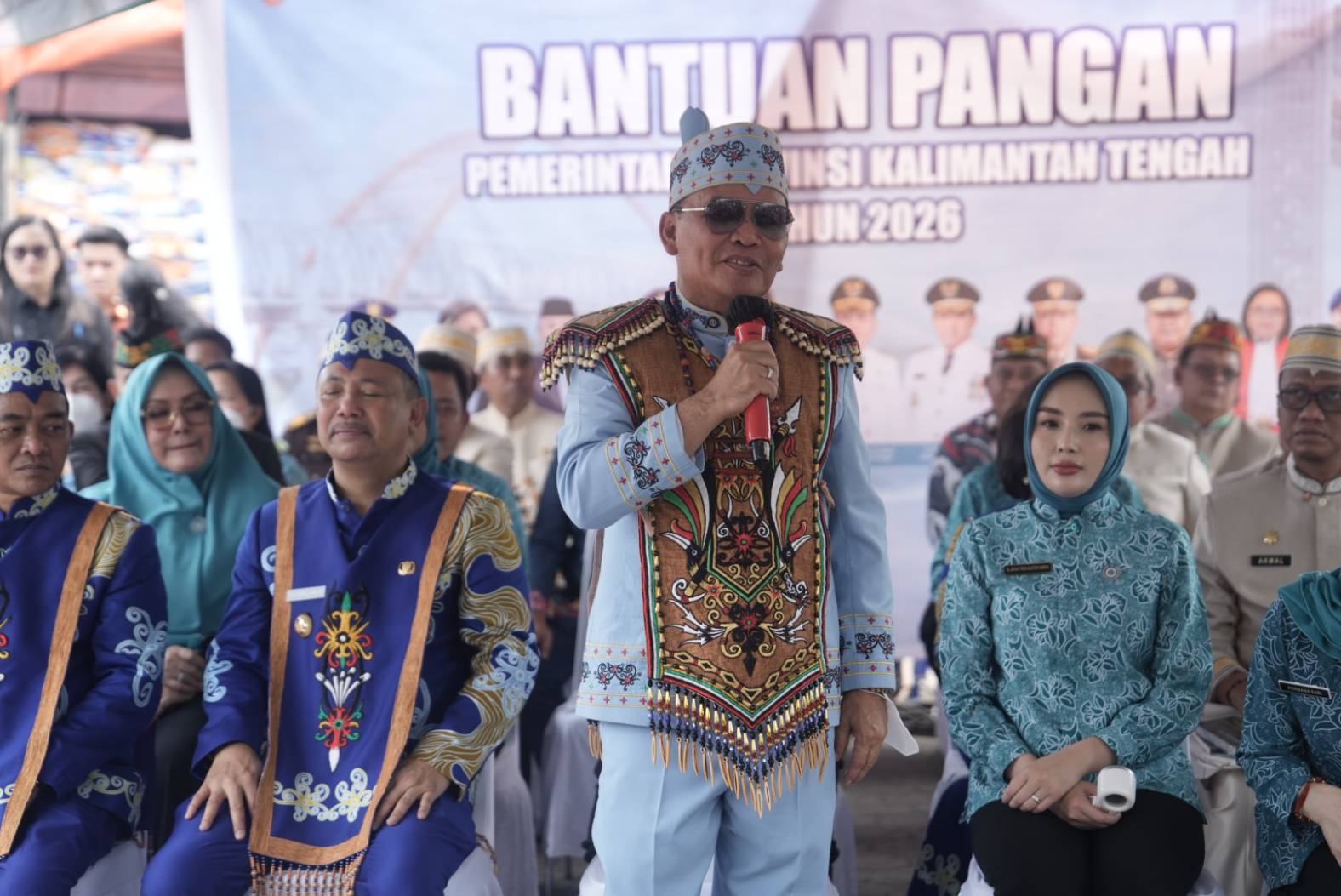 Gubernur Kalteng Salurkan 6.000 Paket Sembako untuk Warga Barito Selatan, Tegaskan Bantuan Harus Tepat Sasaran