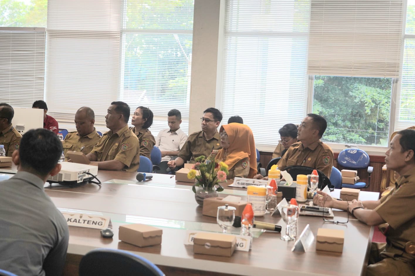 Sahli Gubernur Yuas Elko Hadiri Rakor Pengendalian Inflasi Daerah Minggu Keempat Oktober 2024 Secara Virtual