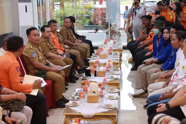Pemprov Kalteng Berangkatkan Tim serta Bantuan Logistik Tahap Dua untuk Masyarakat Terdampak Banjir di Murung Raya