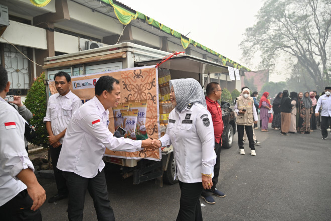 Peringati Hari Pangan Sedunia, Pemkab Kobar Gelar Pasar Murah