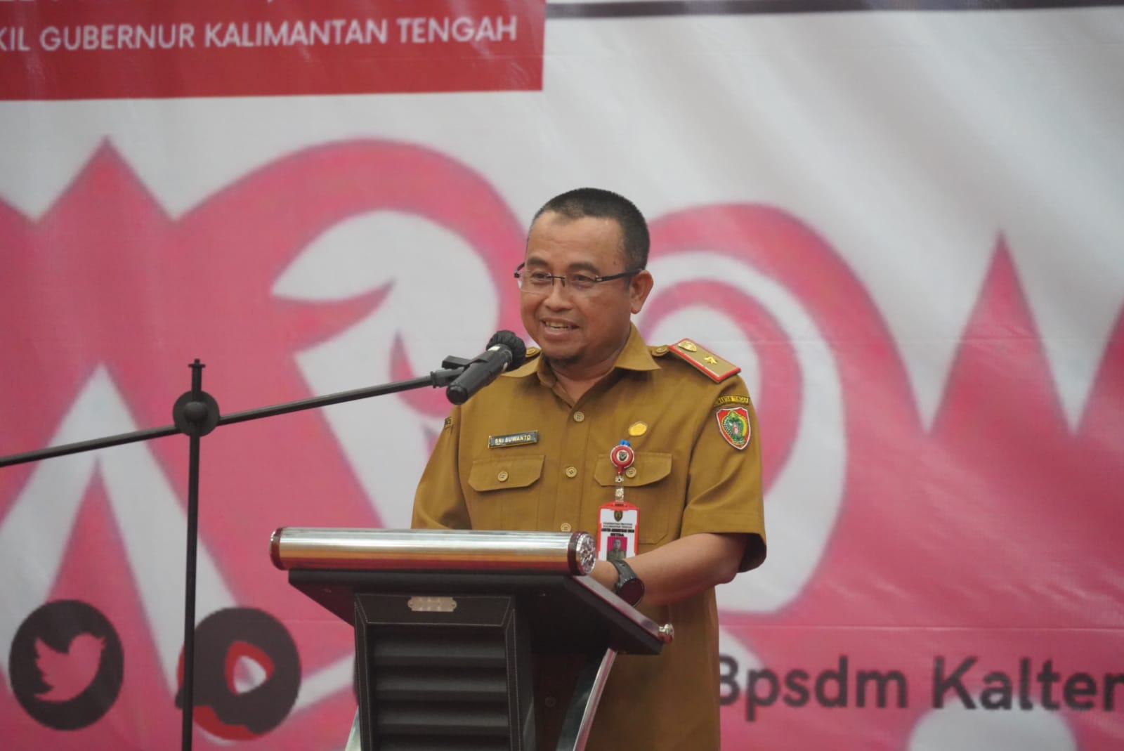 Asisten Adum Sri Suwanto Buka Workshop Agen Perubahan Budaya Kerja Organisasi di Lingkungan Pemprov. Kalteng
