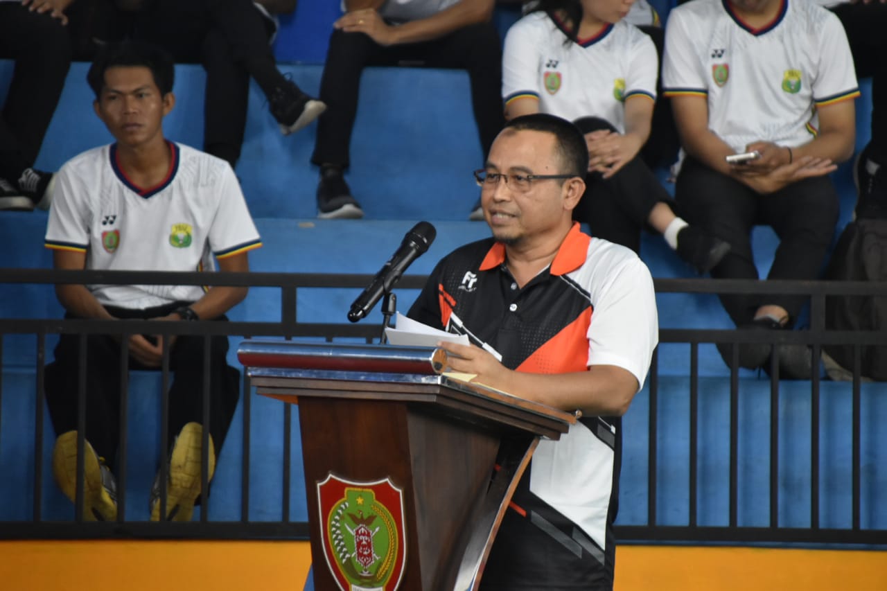 Asisten Adum Sri Suwanto Buka Kejuaraan Bulutangkis Gubernur Kalteng Open 2023