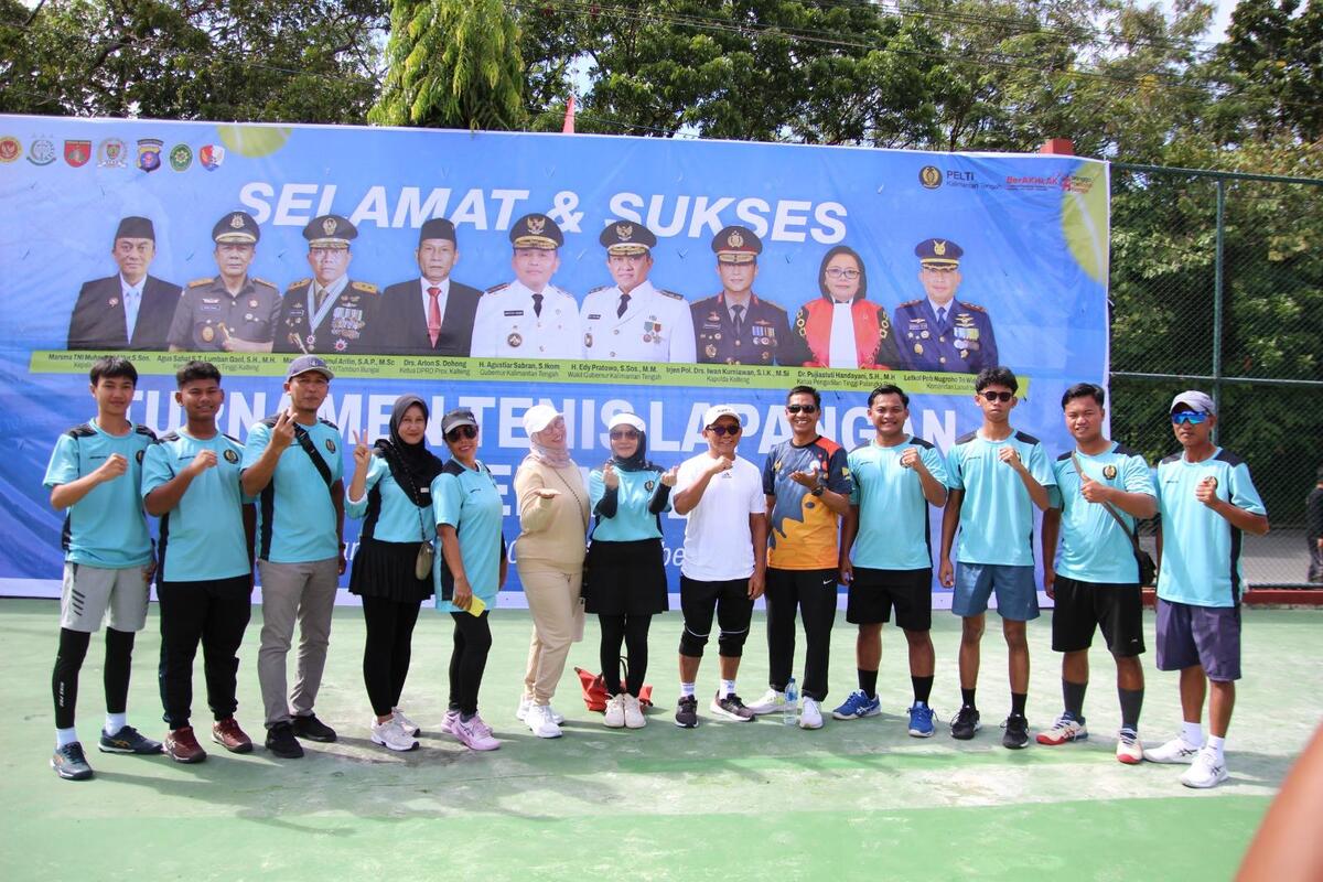 Isen Mulang Cup 2025 Resmi Dibuka, Gubernur Agustiar: Saatnya Cetak Atlet Tenis Berprestasi