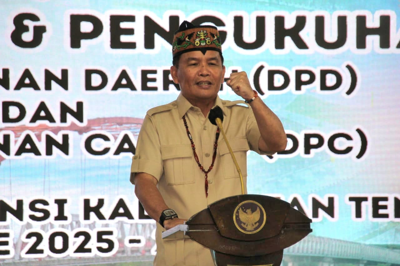 Gubernur Kalteng Kukuhkan Pengurus DPD ABPEDNAS Provinsi Kalimantan Tengah Masa Bakti 2025-2030