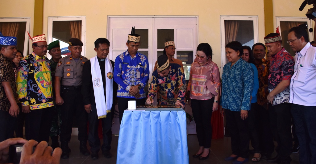 Bupati Resmikan Gedung Kantor Kecamatan Timpah