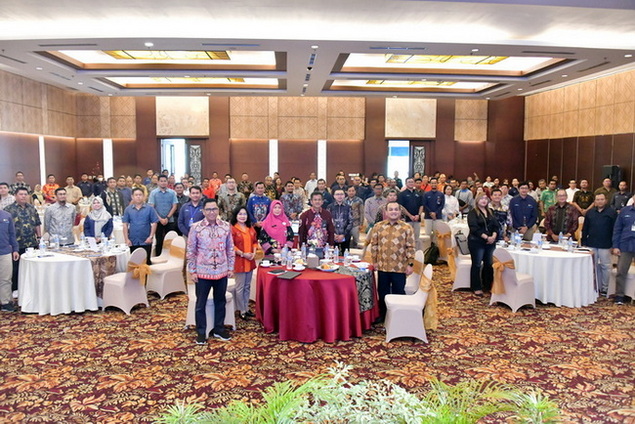 Kepala Bappedalitbang Sampaikan Peluang Investasi di Kalimantan Tengah dalam Forum Investor Kalteng 2023