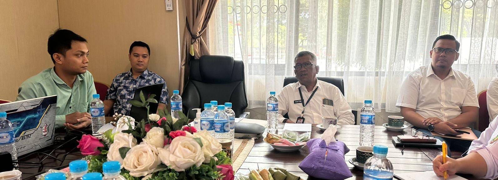 Badan Kesbangpol Prov. Kalteng dan ITS NU Kalimantan Gelar Presentasi Finalisasi Aplikasi Sistem Informasi Ketahanan Ekonomi, Kerawanan Sosial dan Sistem Informasi Hitung Pemilu-Pilkada 2024