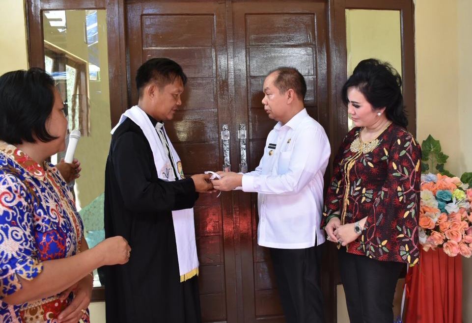 Ben Resmikan Gedung Pastori Timpah